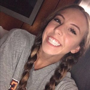 Hi, beautiful humans! I’m Nikki.